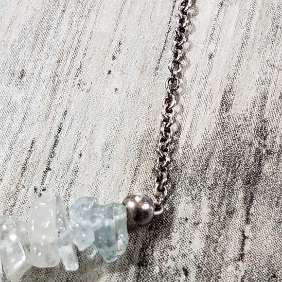 Aquamarine chips bar Necklace. - Picture 6 of 8